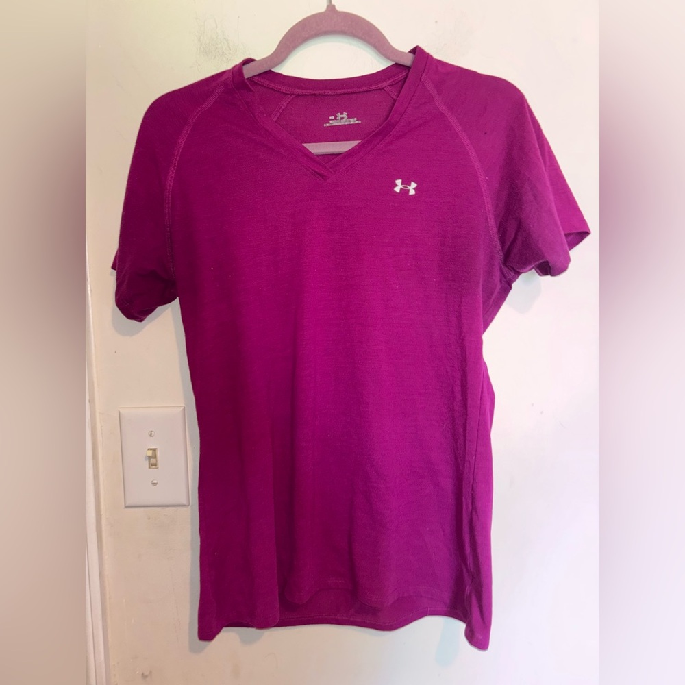Under Armour Magenta V-Neck Tee